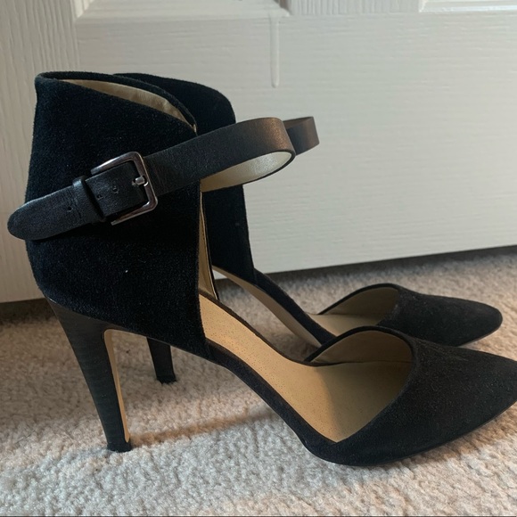 Black pointed toe heels - Picture 2 of 4